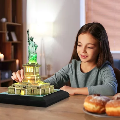 CubicFun: Szabadság-szobor 3D puzzle LED világítással 79 db-os – éjszakai kiadás