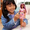 Barbie Fashionistas baba - Rózsaszín csíkos hajjal szívecske mintás ruhával
