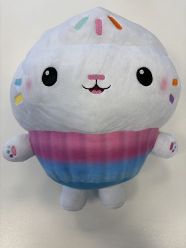 Gabi babaháza plüssfigura 30 cm-es - Süti