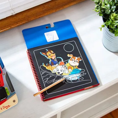 Melissa & Doug Kreatív játék - Mancs őrjárat képkarc - Chase