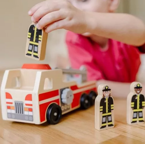 Melissa & Doug Fa jármű - Létrás tűzoltóautó