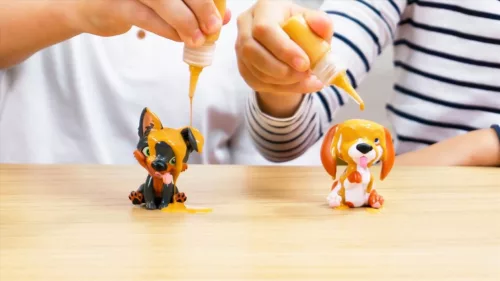Washy Friends: Color Reveal Pancsoló Kutyusok káddal és 5 kiegészítővel - Beagle