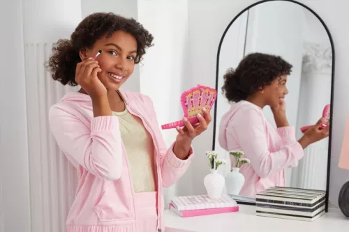 Make It Real: Juicy Couture - Királyi sminkszett