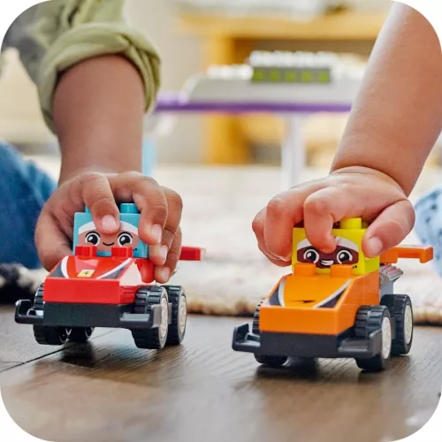 LEGO® DUPLO: 10445 F1® versenyautók és pilóták