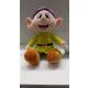 Disney: Hófehérke és a hét törpe plüssfigura 28 cm - Kuka