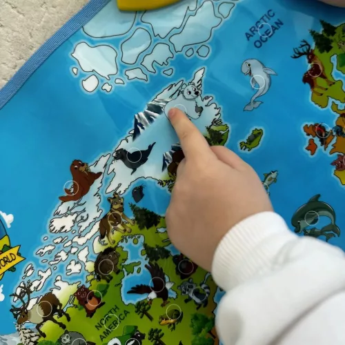Interaktív poszterek - Játékos angol nyelvtanulás - Állatvilág térkép