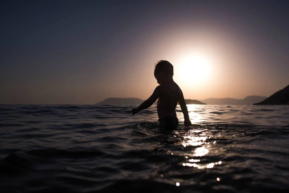 Nyár, víz, biztonság: Kerüljük el a gyermekbaleseteket!