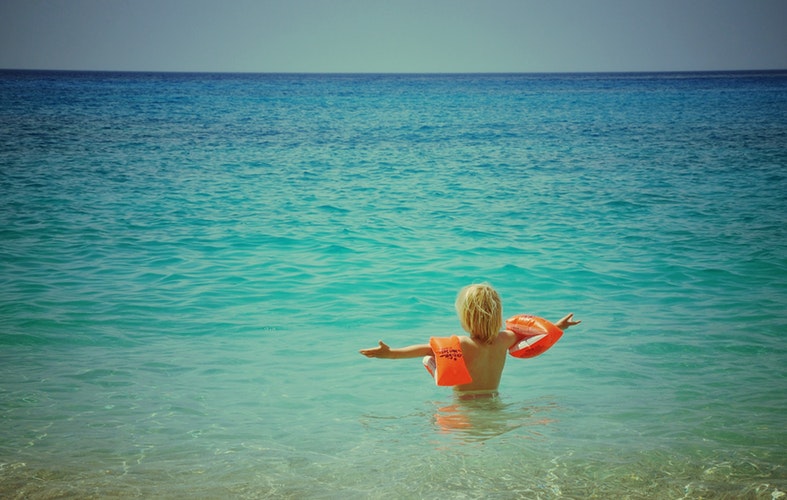 Nyár, víz, biztonság: Kerüljük el a gyermekbaleseteket!