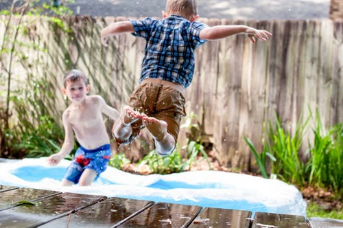 7 vicces és biztonságos játék kerti medencében