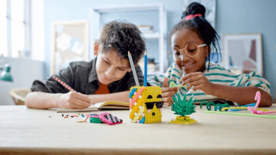 LEGO Dots – kézműves kreatív készletek a LEGO-tól