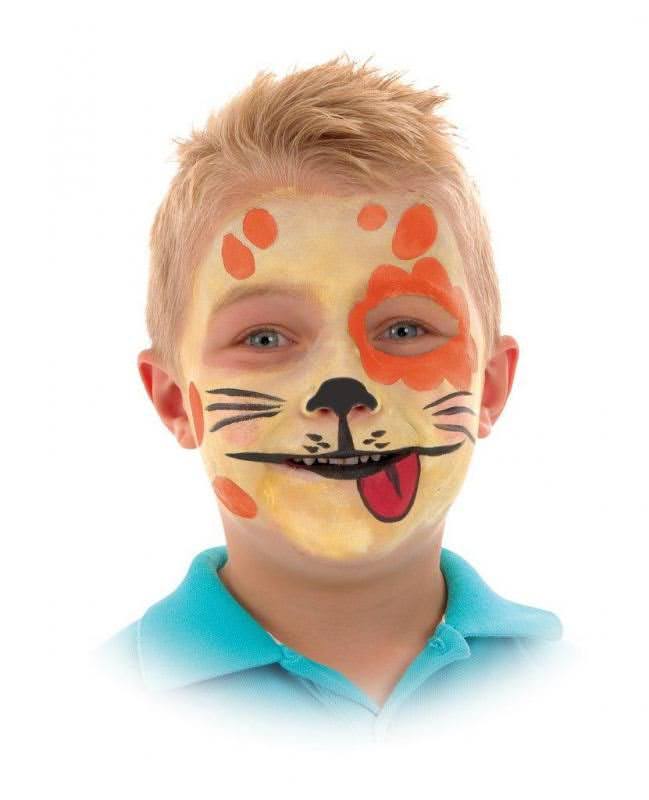 farsangi jelmez arcfestés