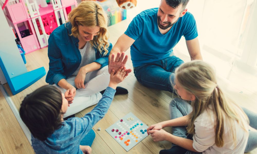 Társasjátékok kicsiknek és nagyoknak – így hozd össze a családot és a barátokat